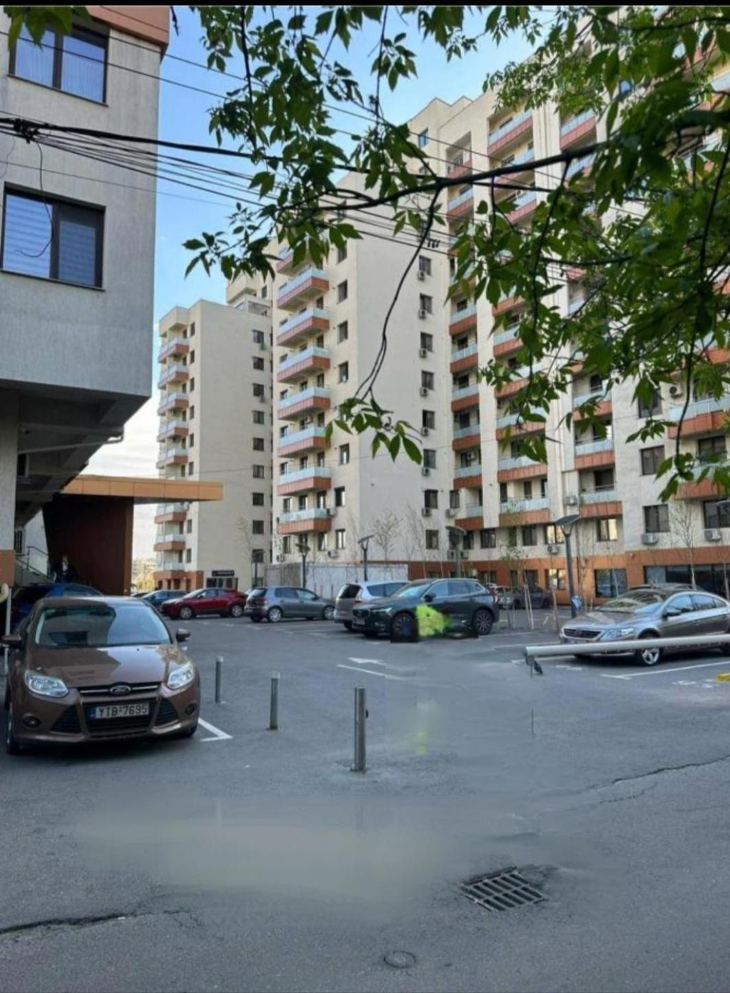 Central Apartament Яш Екстериор снимка